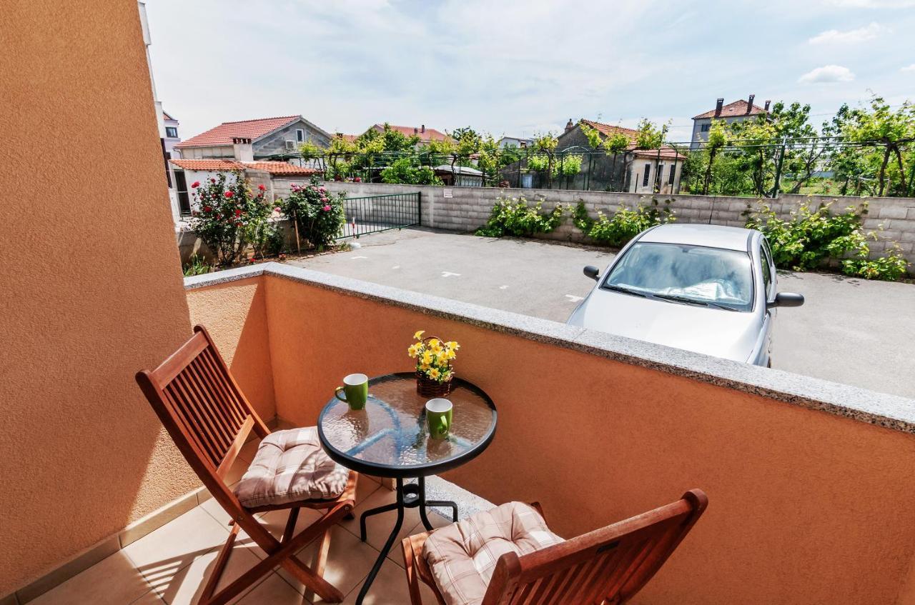 Apartment Marelja - Private Parking And Balcony 자다르 외부 사진