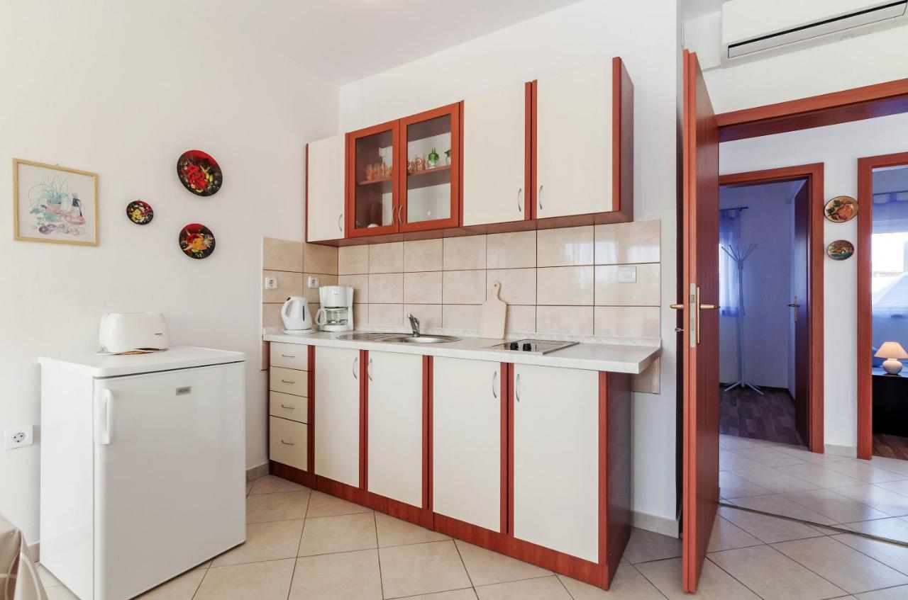 Apartment Marelja - Private Parking And Balcony 자다르 외부 사진